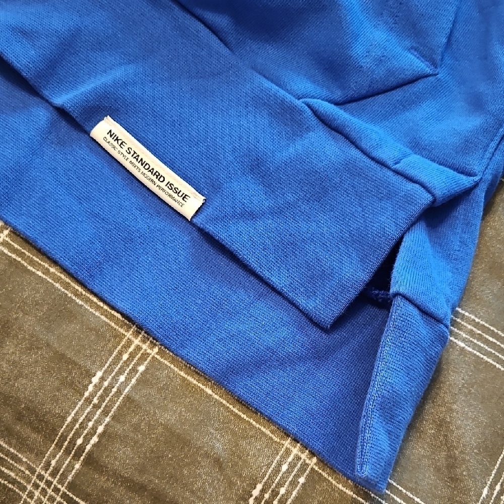 🌟Nike Royal Blue Hoodie with White Accents🌟 - Picture 3 of 5